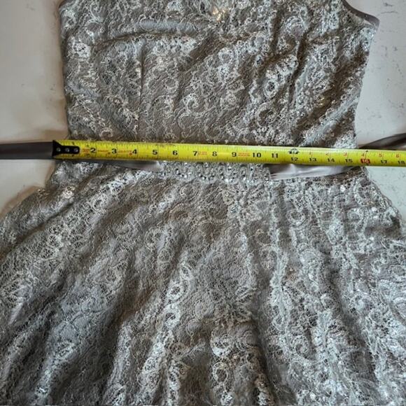 CACHE Champaign Metallic Threaded Lace Empire Waist Evening Cocktail Dress Sz 12 - Picture 15 of 15